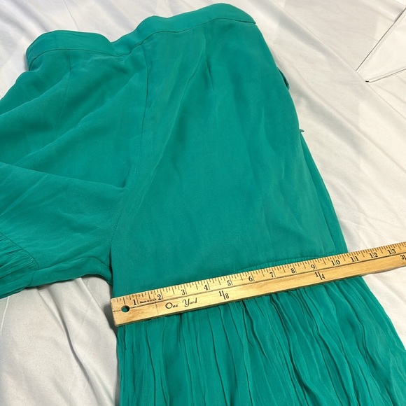 Shalwar kameez Kurta top Ghagra style pants in green multi color Duppatta XS-S - Picture 14 of 17